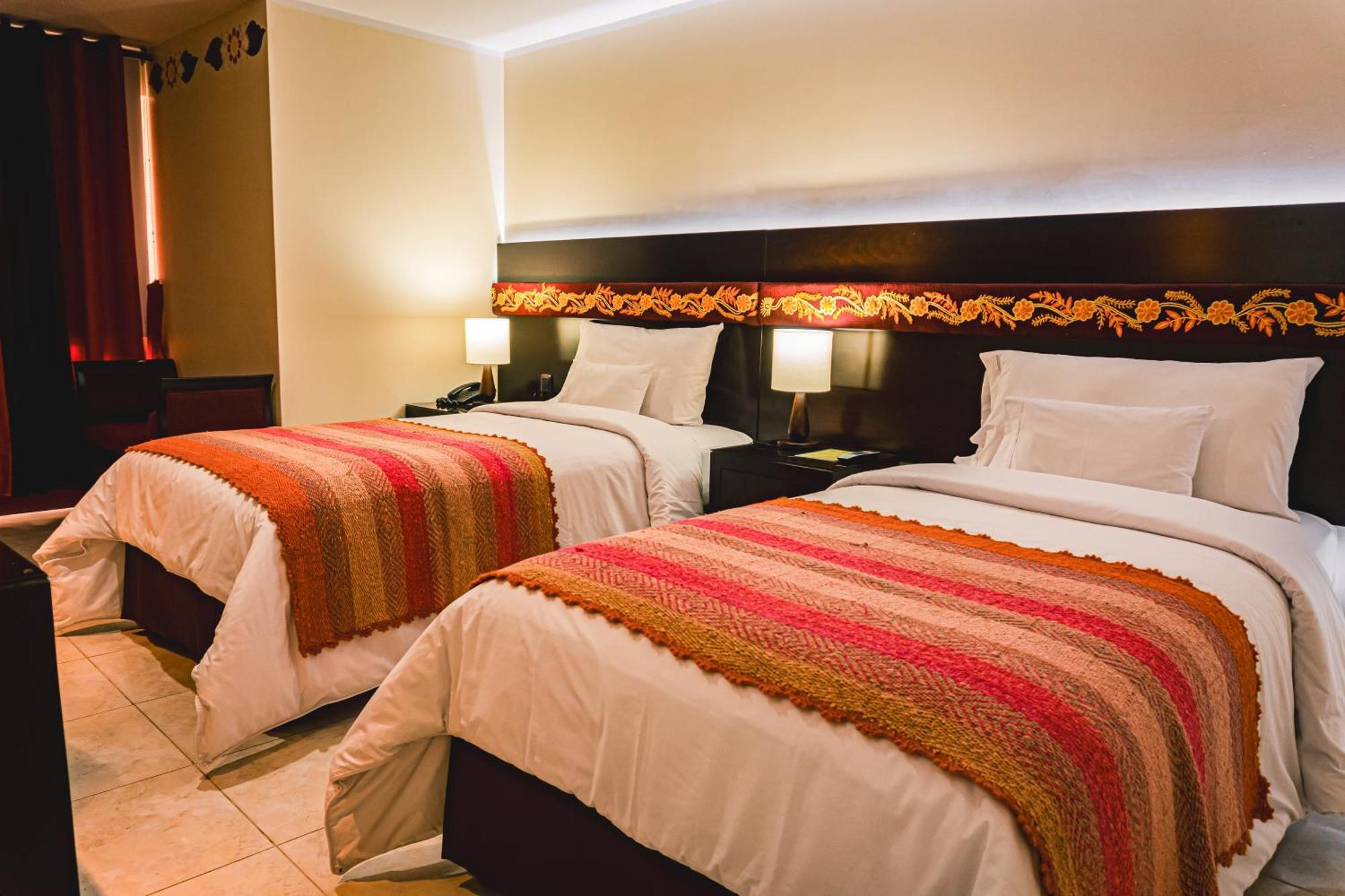 Altipacha Ayacucho Hotel Ngoại thất bức ảnh