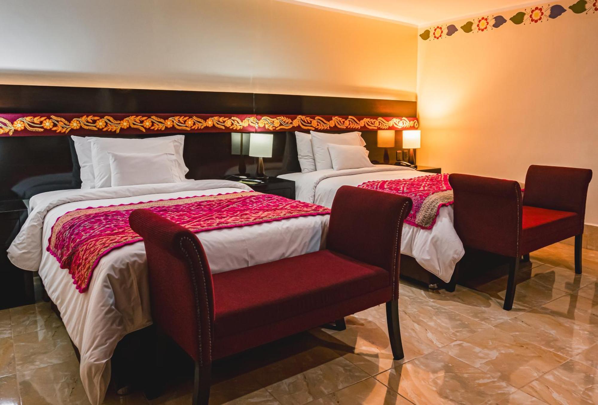 Altipacha Ayacucho Hotel Ngoại thất bức ảnh
