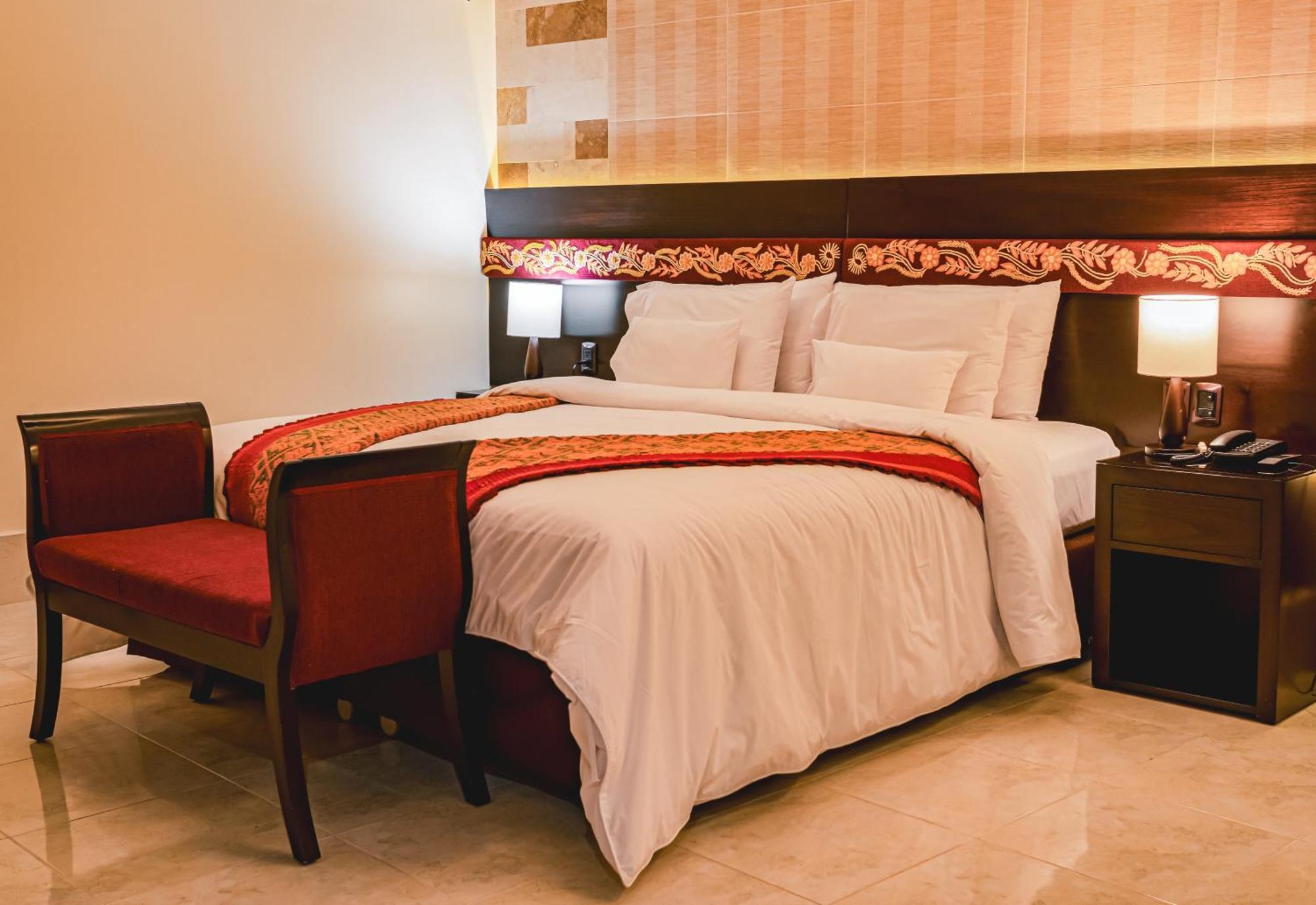 Altipacha Ayacucho Hotel Ngoại thất bức ảnh