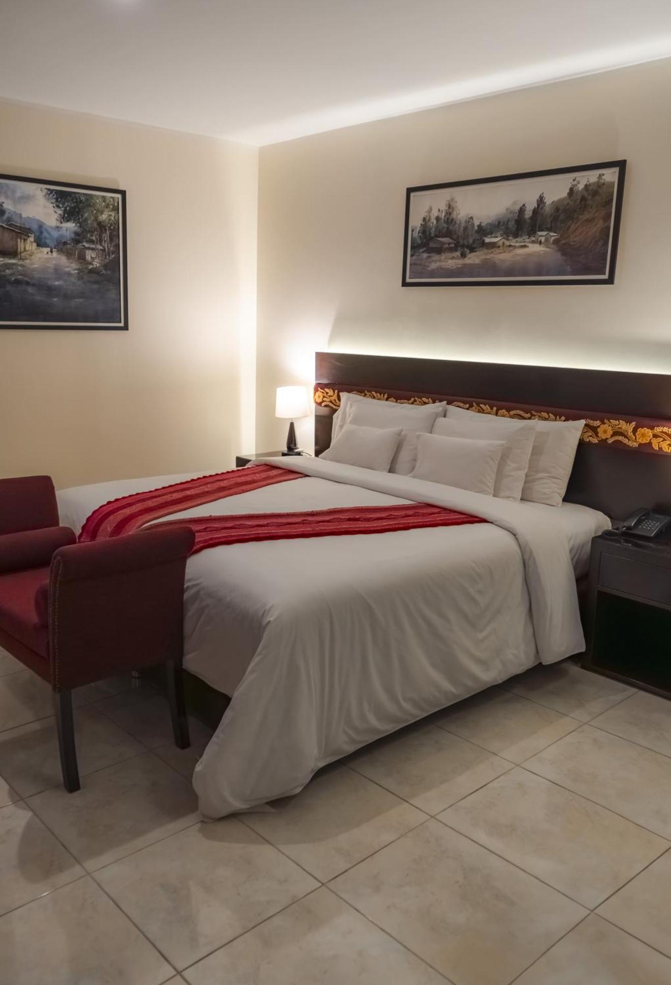 Altipacha Ayacucho Hotel Ngoại thất bức ảnh