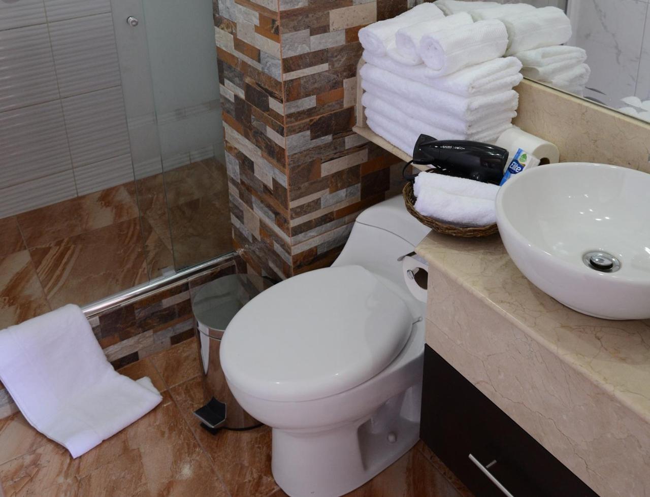 Altipacha Ayacucho Hotel Ngoại thất bức ảnh